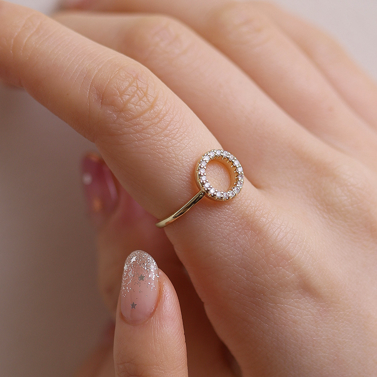 Adjustable Circle Sparkle Ring